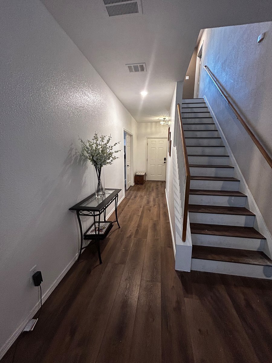 Furnished Finder property 877439_1 photo 17