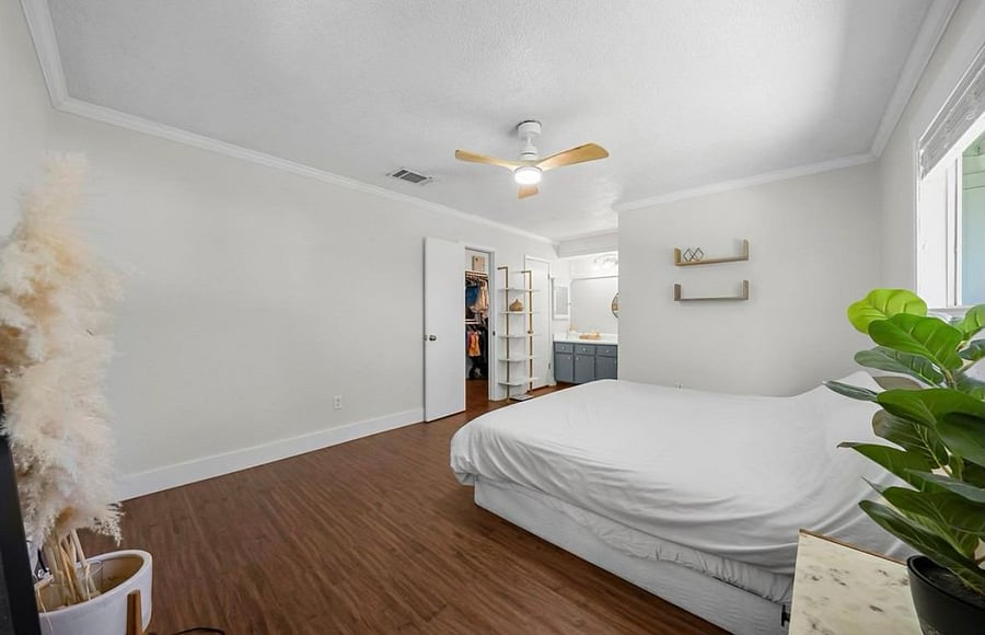 master bedroom, comes with smart projector to watch movies and shows.