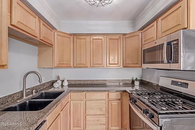 Furnished Finder property 877463_1 photo 7