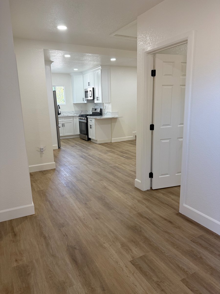 Furnished Finder property 877465_1 photo 3