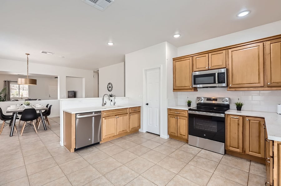 Furnished Finder property 877502_1 photo 4