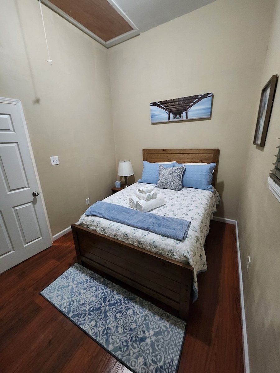 Furnished Finder property 877510_1 photo 4