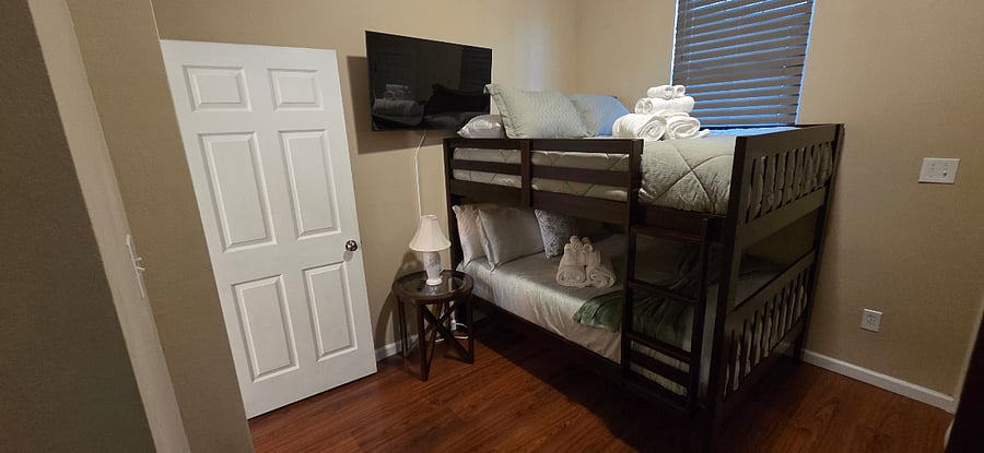 Furnished Finder property 877510_1 photo 12