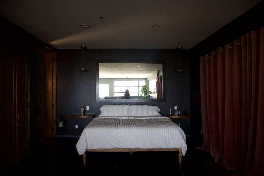 bedroom 1/ loft