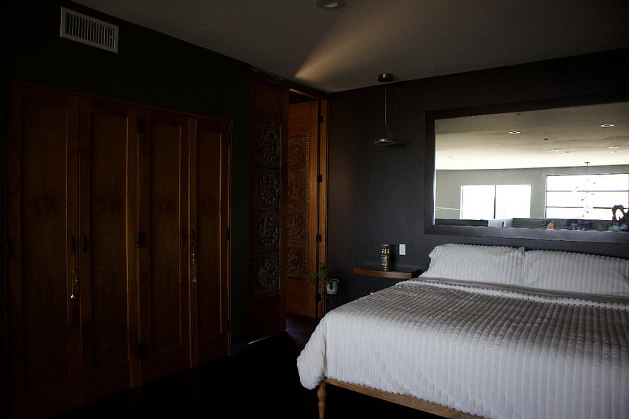 bedroom 1/ loft