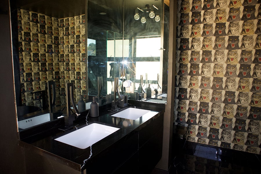 bedroom 1/ loft bathroom