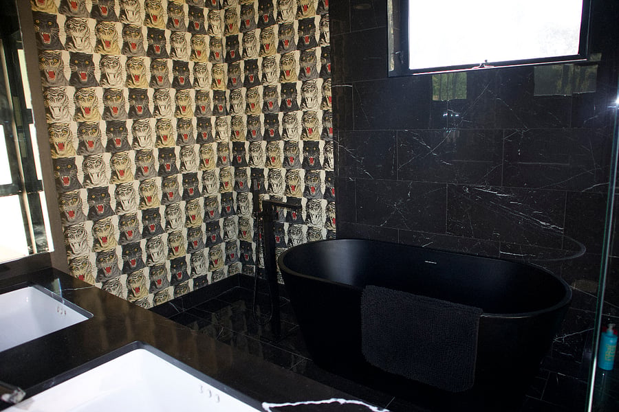 bedroom 1/ loft bathroom