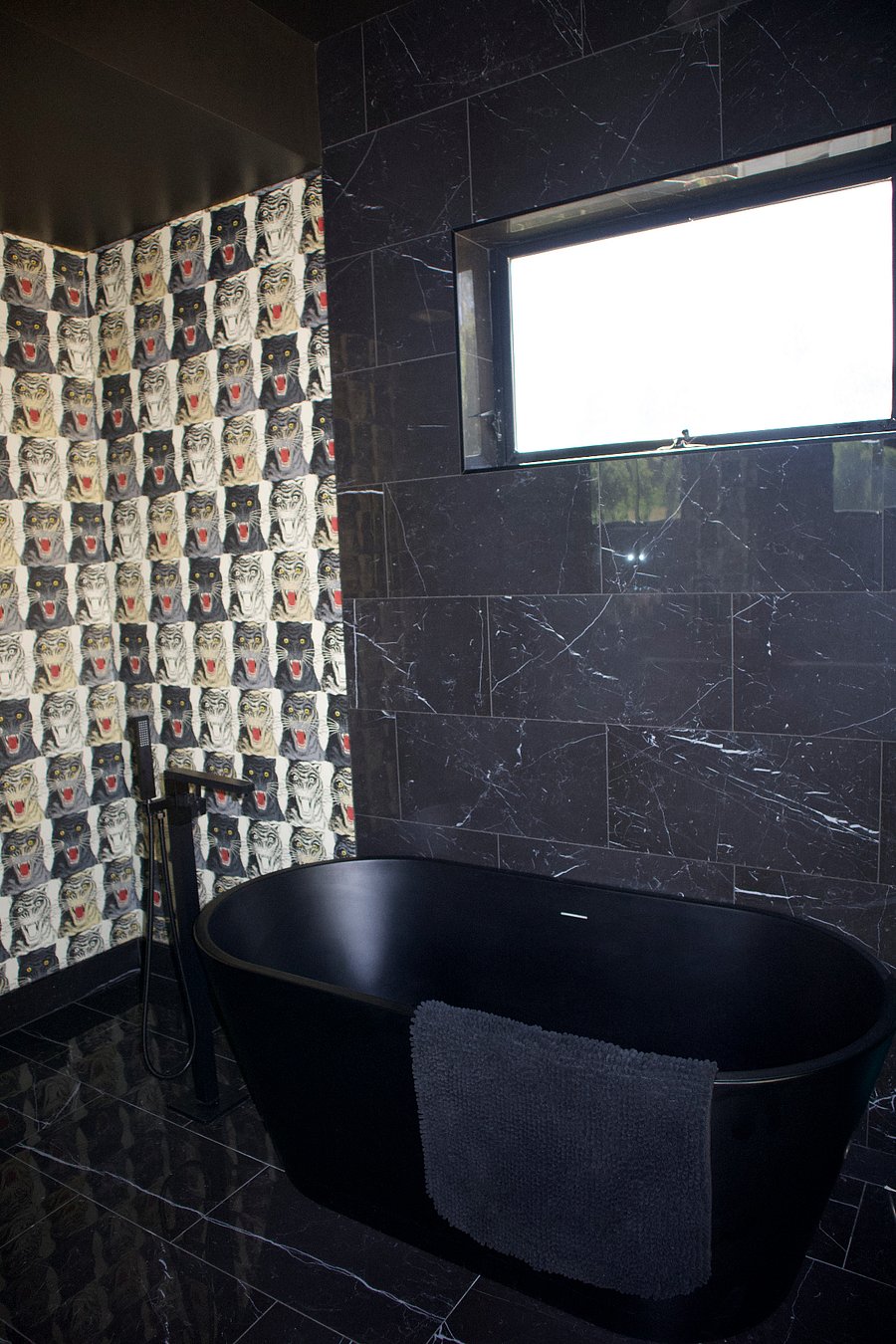 bedroom 1/ loft bathroom