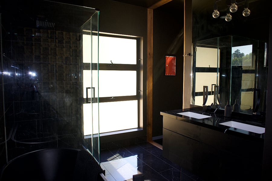 bedroom 1/ loft bathroom