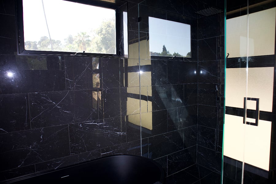 bedroom 1/ loft bathroom