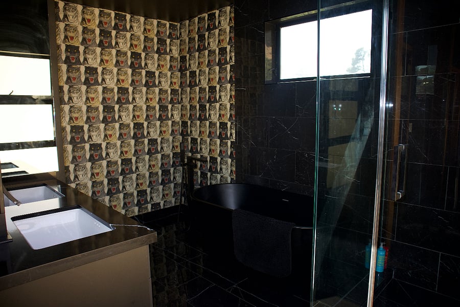 bedroom 1/ loft bathroom