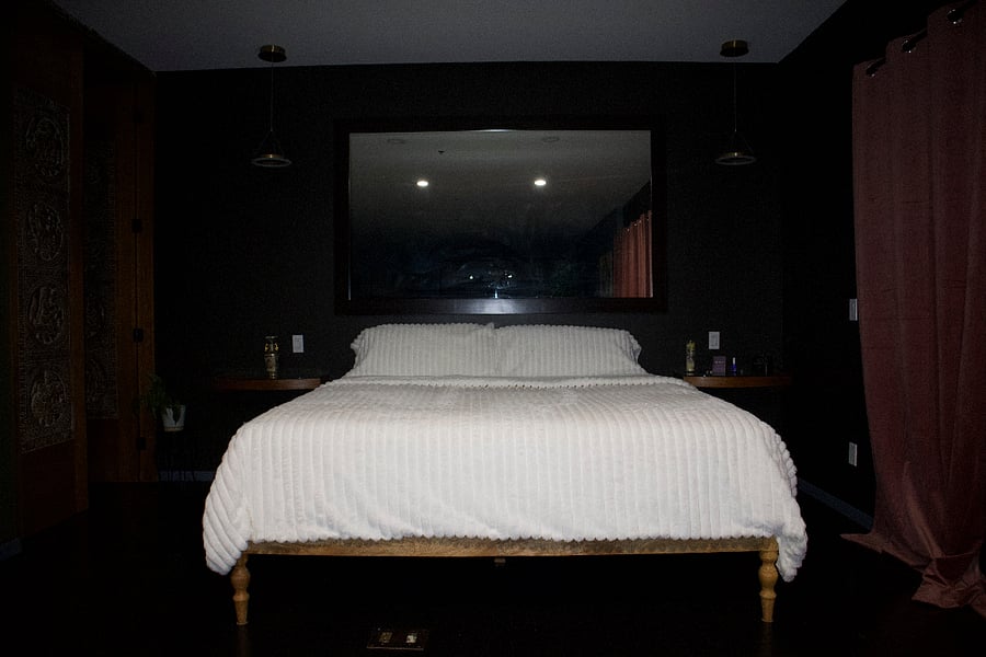 bedroom 1/ loft