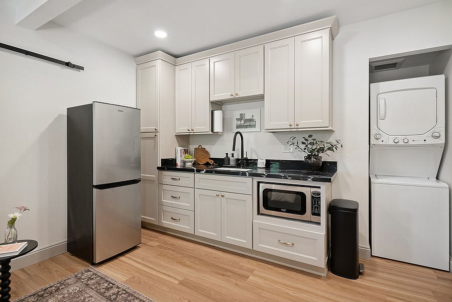 Furnished Finder property 877525_1 photo 15