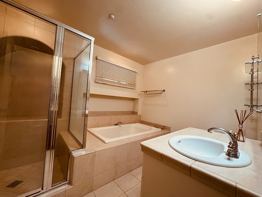 Furnished Finder property 877529_1 photo 11