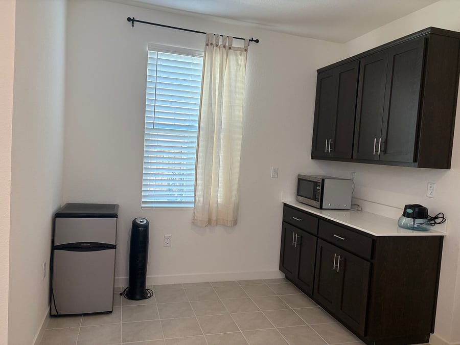 Furnished Finder property 877535_1 photo 4