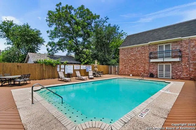 Furnished Finder property 877536_1 photo 7