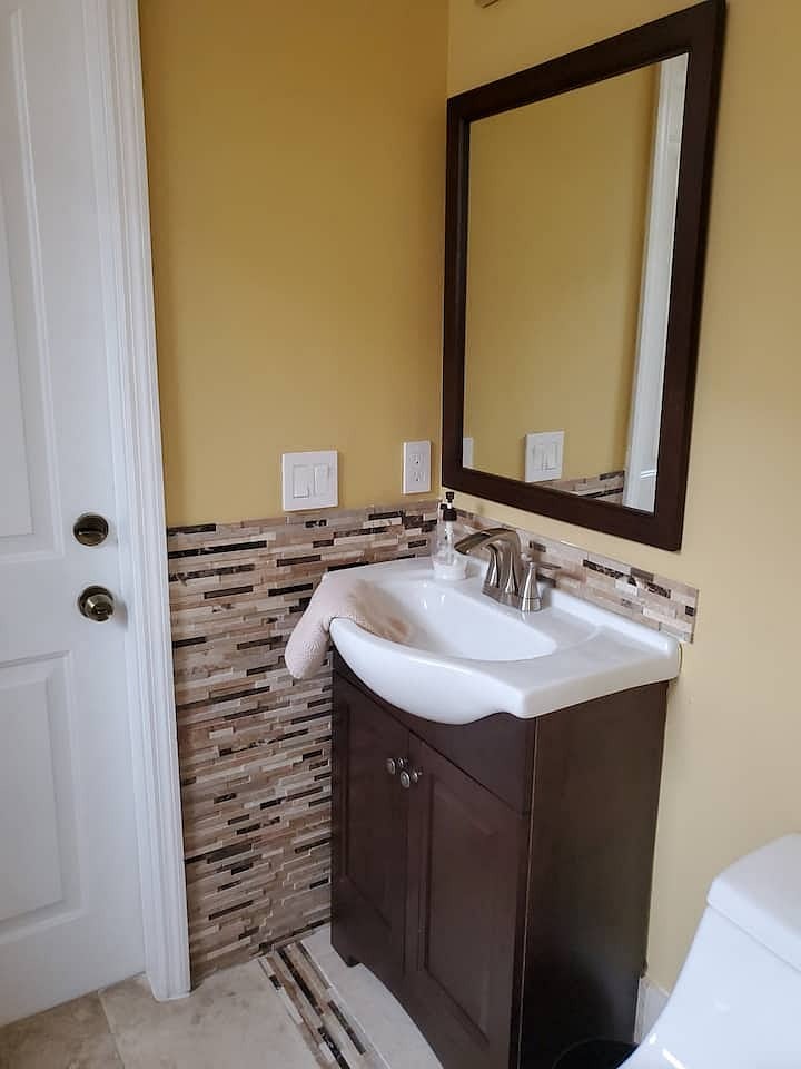 Furnished Finder property 877578_1 photo 18