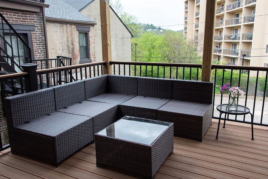 Exterior deck accessible from the apartment, very quiet and enjoyable for morning coffee/tea