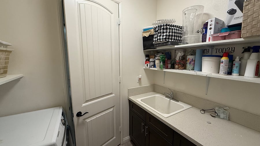 Indoor laundry room