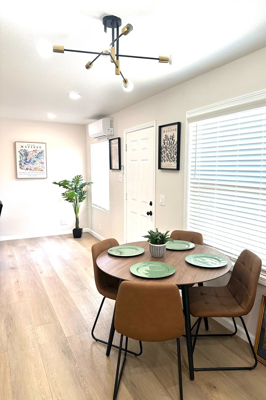 Furnished Finder property 877609_1 photo 3