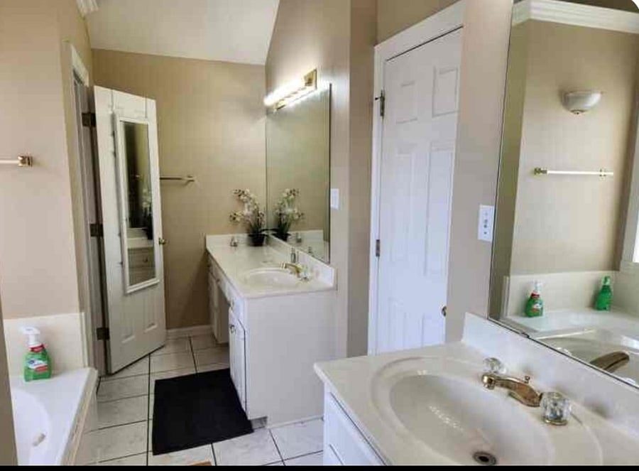 Furnished Finder property 877610_1 photo 3