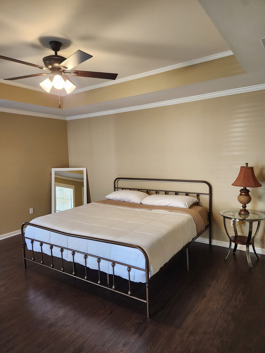 Furnished Finder property 877610_1 photo 6