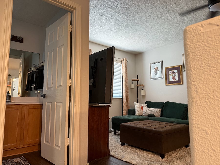 Furnished Finder property 877636_1 photo 36