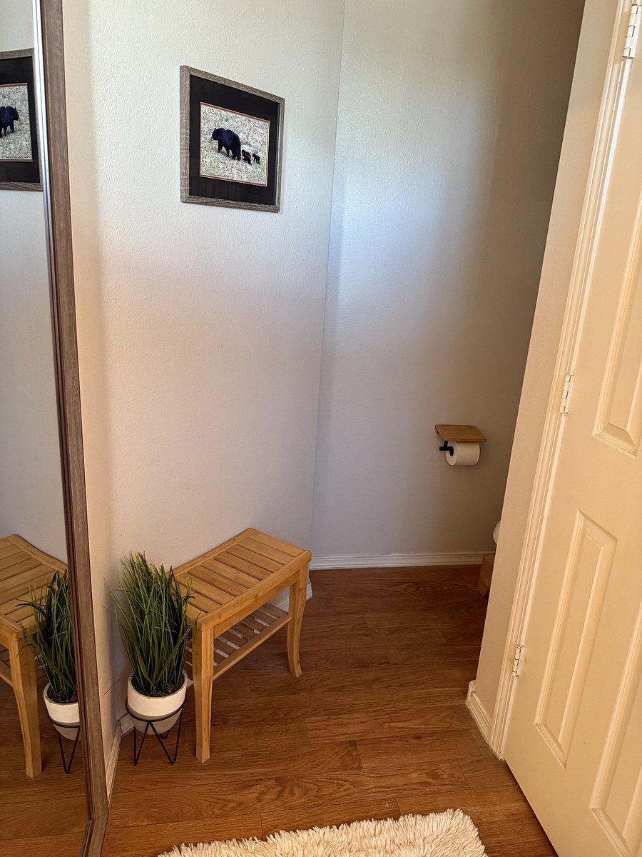 Furnished Finder property 877636_1 photo 79