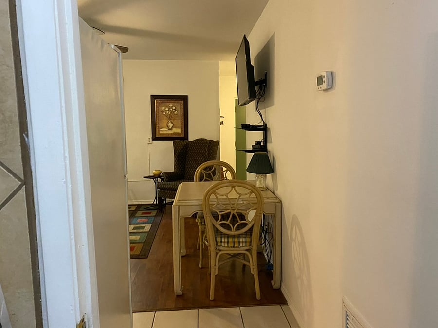 Furnished Finder property 877641_4 photo 35
