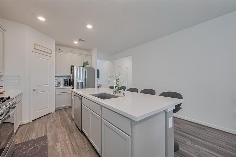 Furnished Finder property 877644_1 photo 3