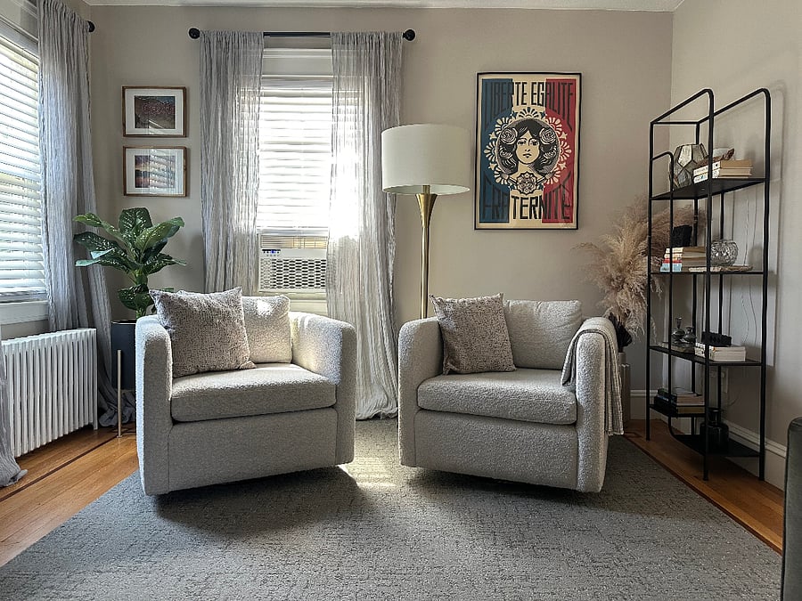 Sitting area in Living Room