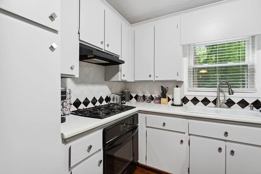 Furnished Finder property 877689_1 photo 27