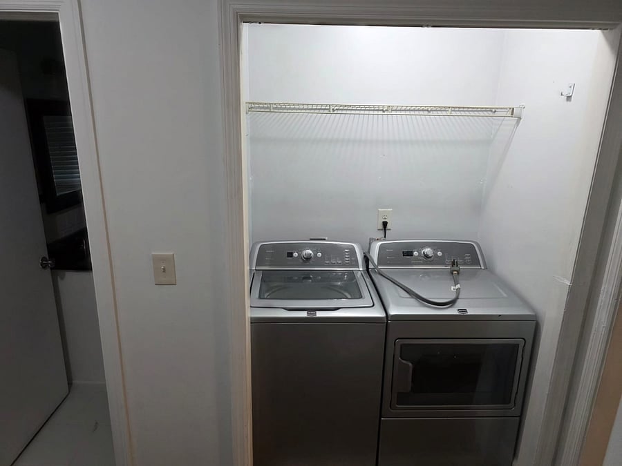 Furnished Finder property 877720_1 photo 16