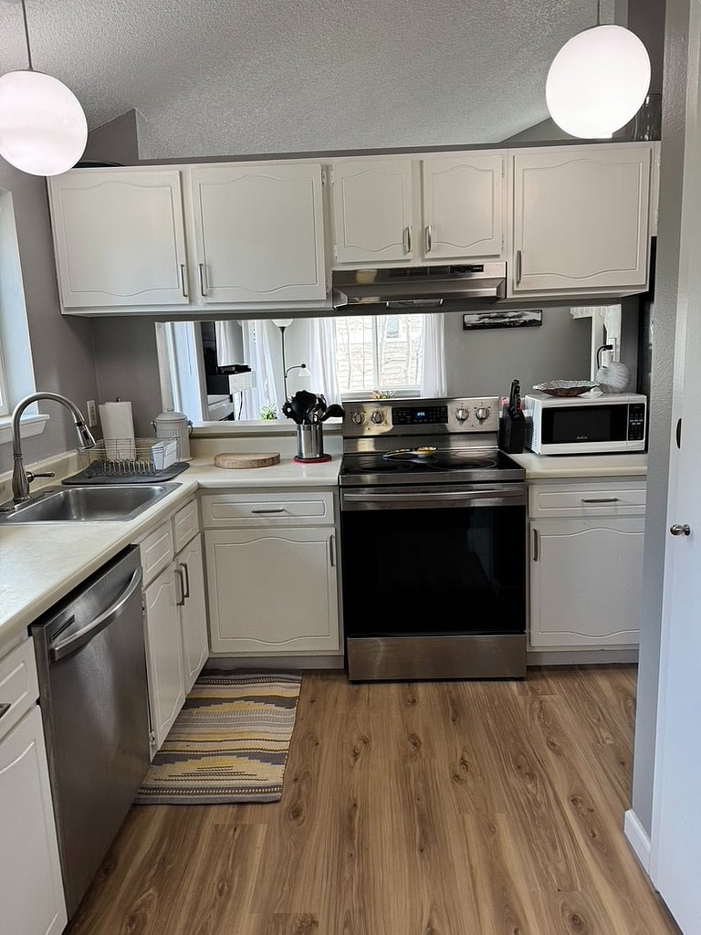 Furnished Finder property 877754_1 photo 9
