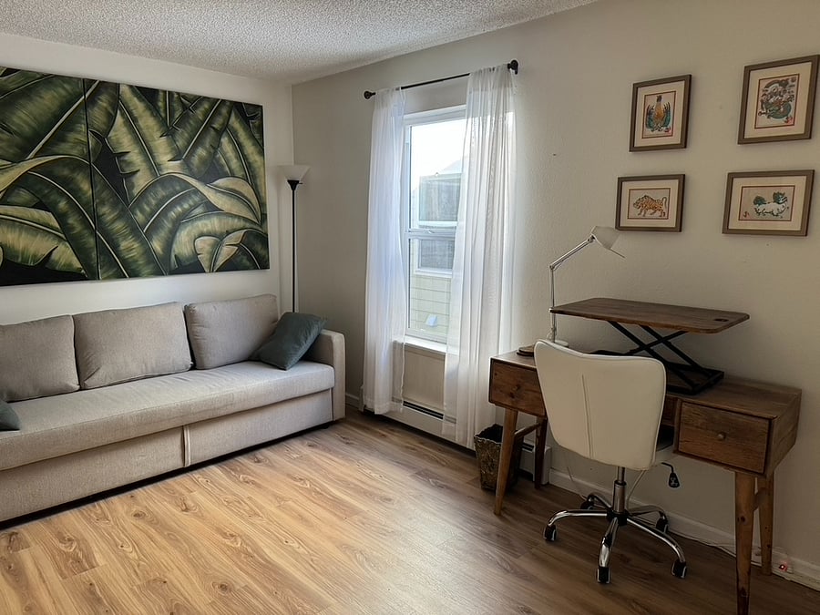 Office/2nd Bedrooom