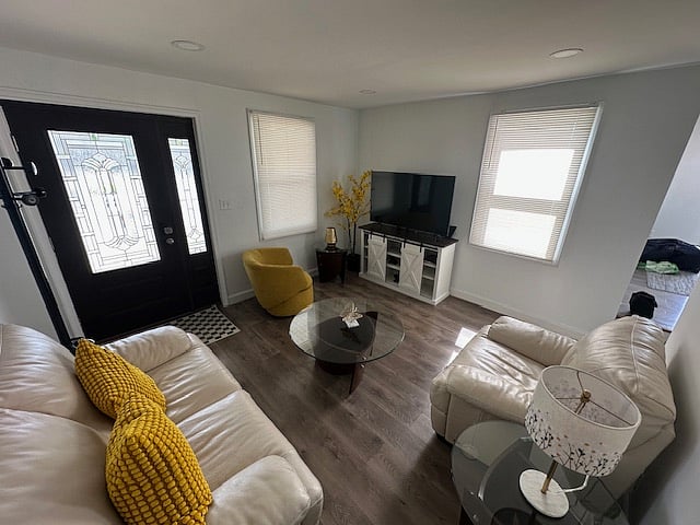 Furnished Finder property 877763_1 photo 3