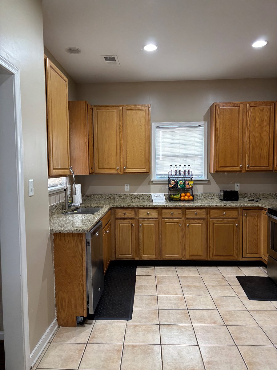 Furnished Finder property 877778_1 photo 12