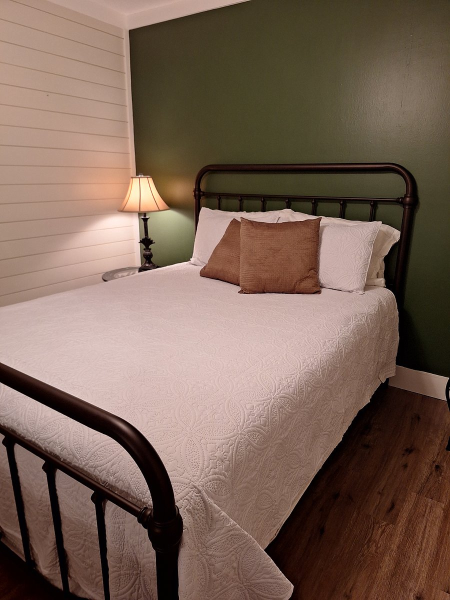 Furnished Finder property 877779_1 photo 6