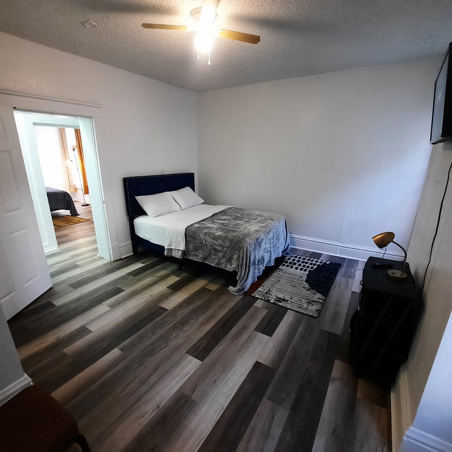 Furnished Finder property 877841_1 photo 17
