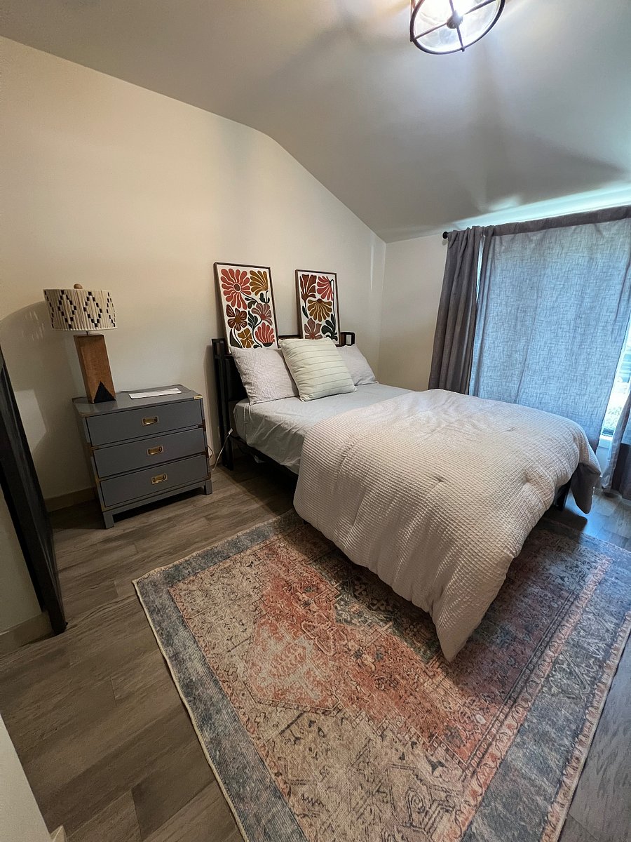 Furnished Finder property 877867_1 photo 3