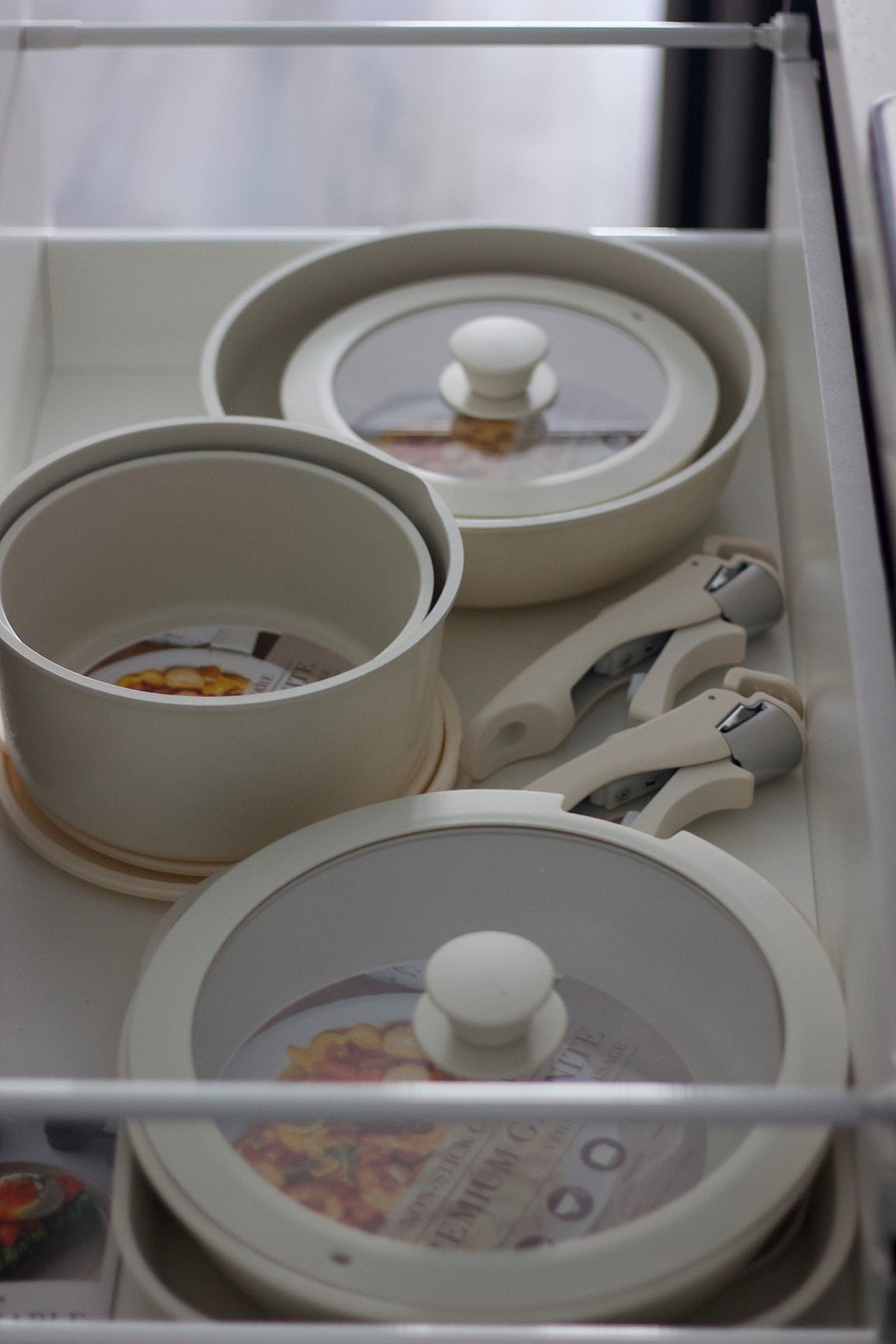 The kitchen is fully equipped!