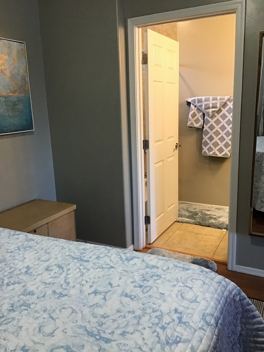 Furnished Finder property 877927_1 photo 14