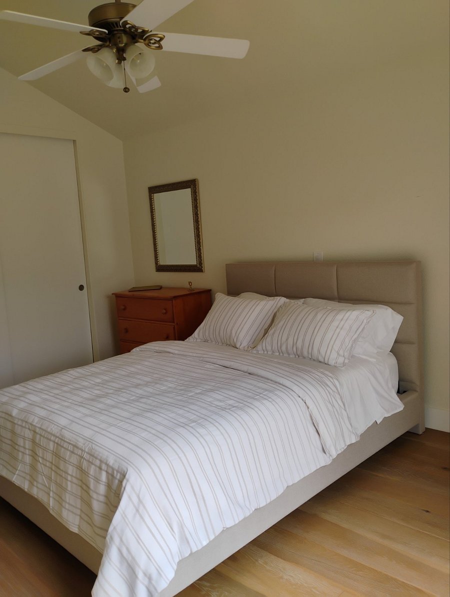 Furnished Finder property 877952_1 photo 11