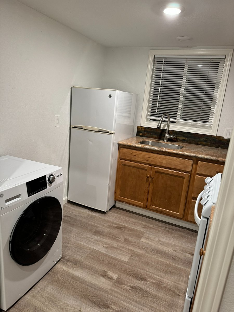 Furnished Finder property 877989_1 photo 4
