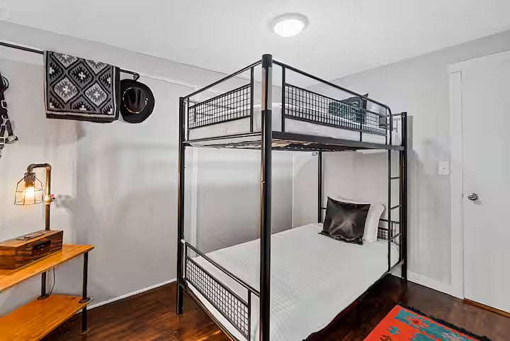 Furnished Finder property 878044_1 photo 7
