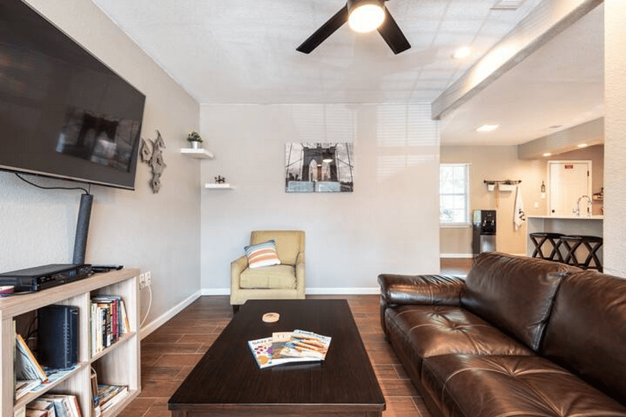 Furnished Finder property 878050_1 photo 4