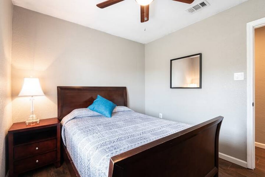 Furnished Finder property 878050_1 photo 8