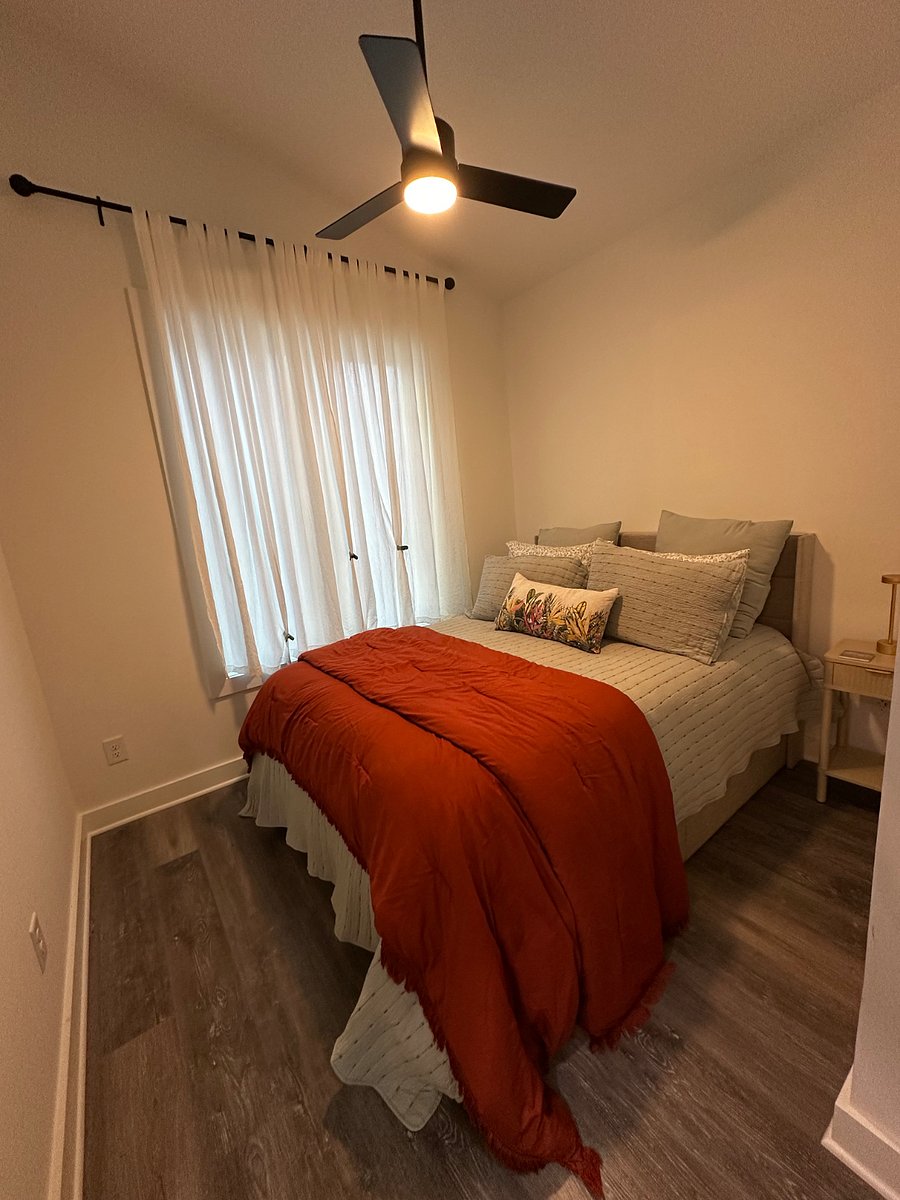 Furnished Finder property 878084_1 photo 27