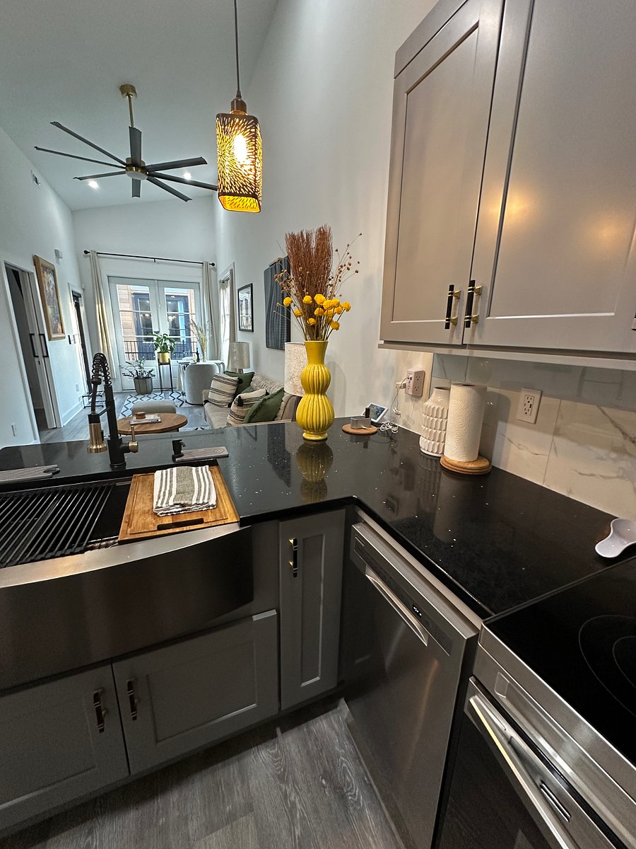 Furnished Finder property 878084_1 photo 29
