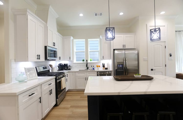 Clean, bright, chef's kitchen complete with dishwasher, gas stove, ice maker, and garbage disposal. Coffee bar includes a Keurig, French press with electric kettle, and a programmable coffee maker! Plenty of other appliances including a crockpot. 